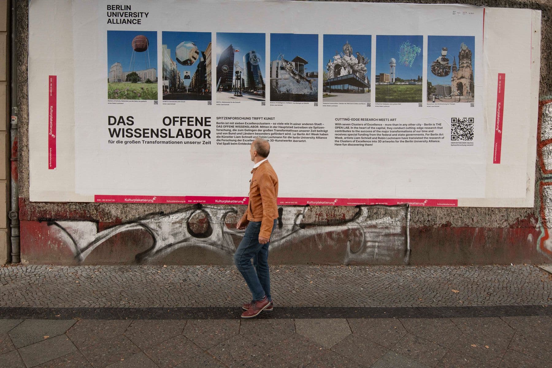 Plakatkampagne DAS OFFENE WISSENSLABOR auf Berlins Straßen. Foto Credits: Peter Mate